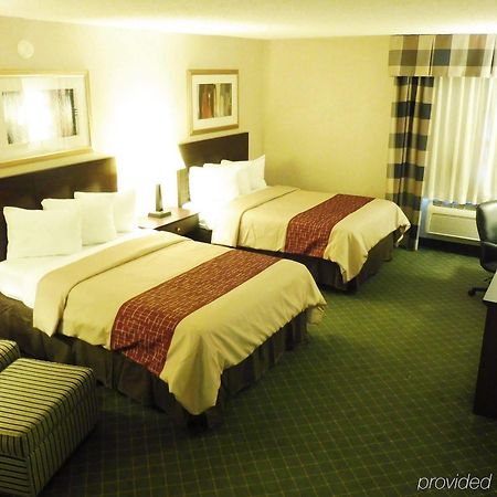 Red Roof Inn Hartford- New Britain Bagian luar foto
