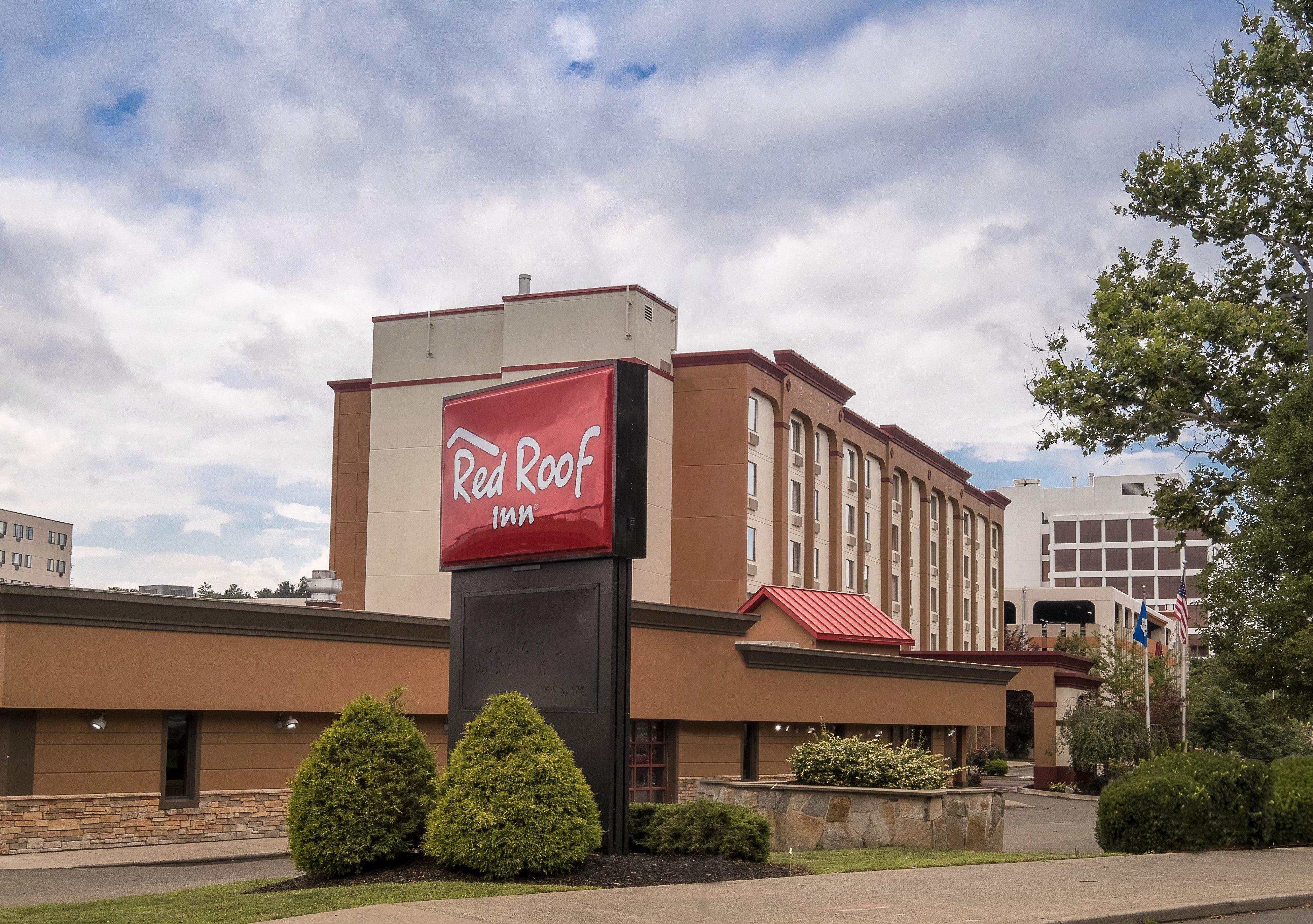 Red Roof Inn Hartford- New Britain Bagian luar foto