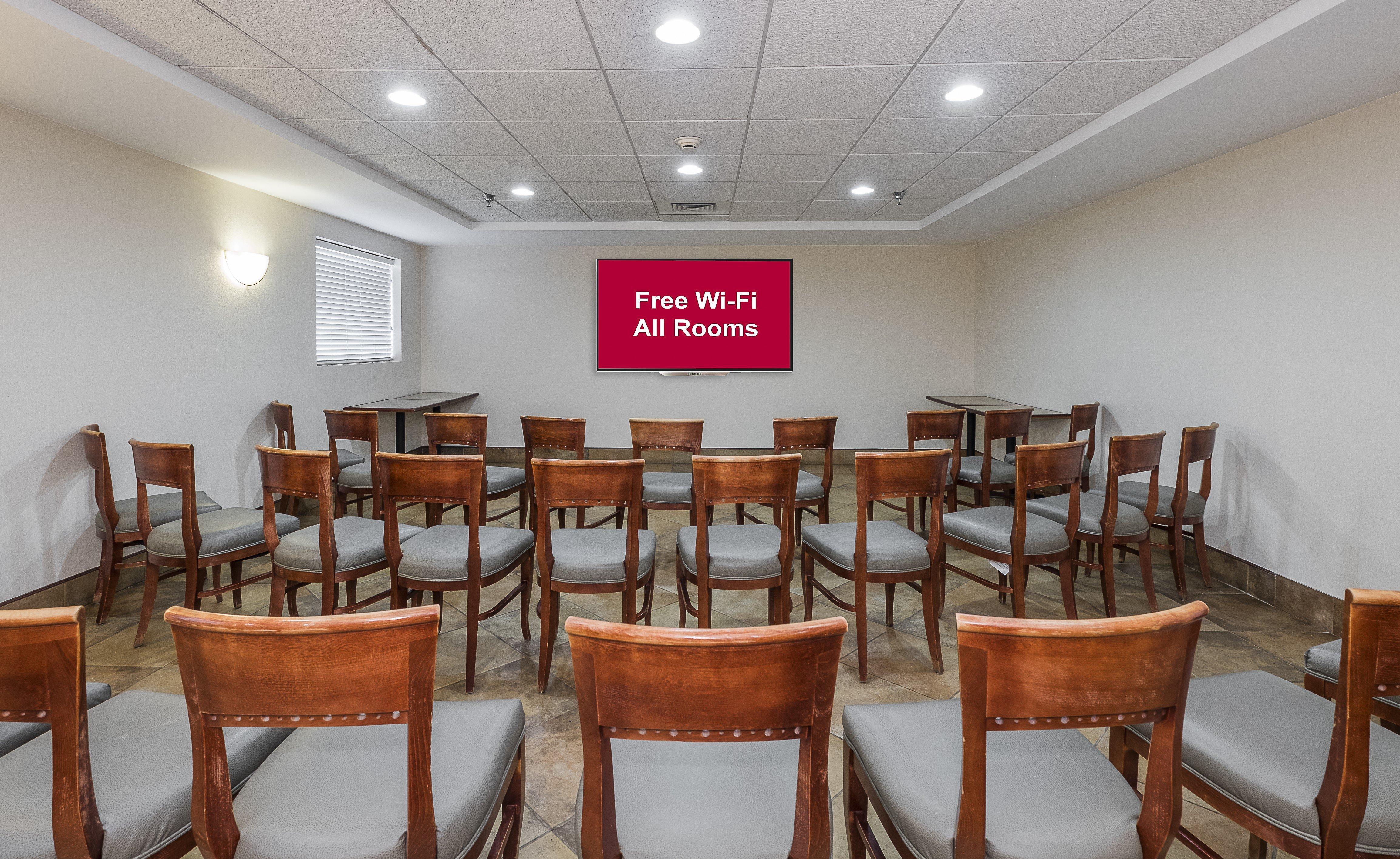 Red Roof Inn Hartford- New Britain Bagian luar foto