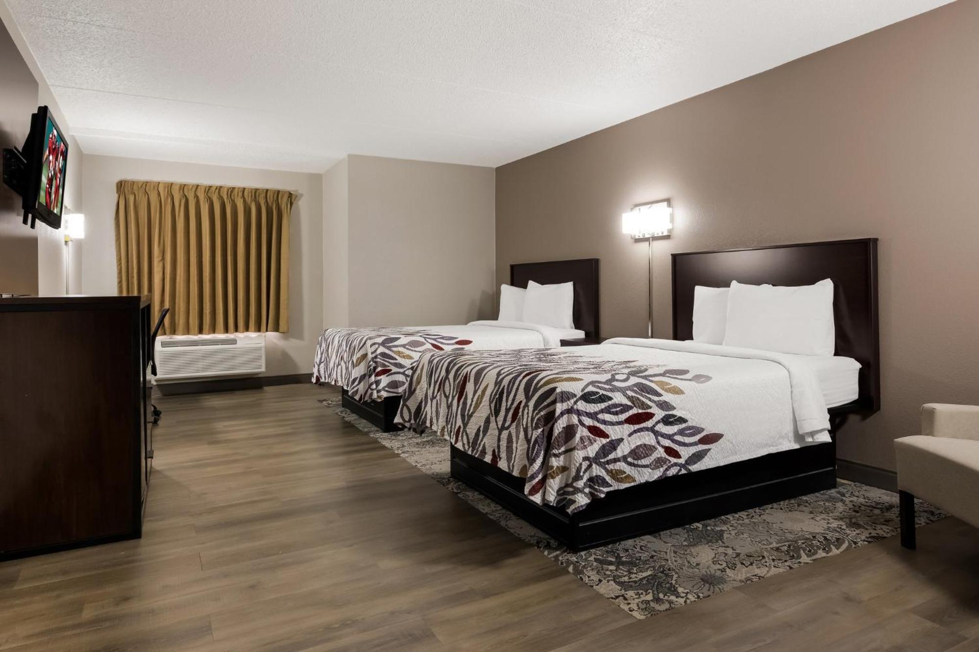 Red Roof Inn Hartford- New Britain Bagian luar foto