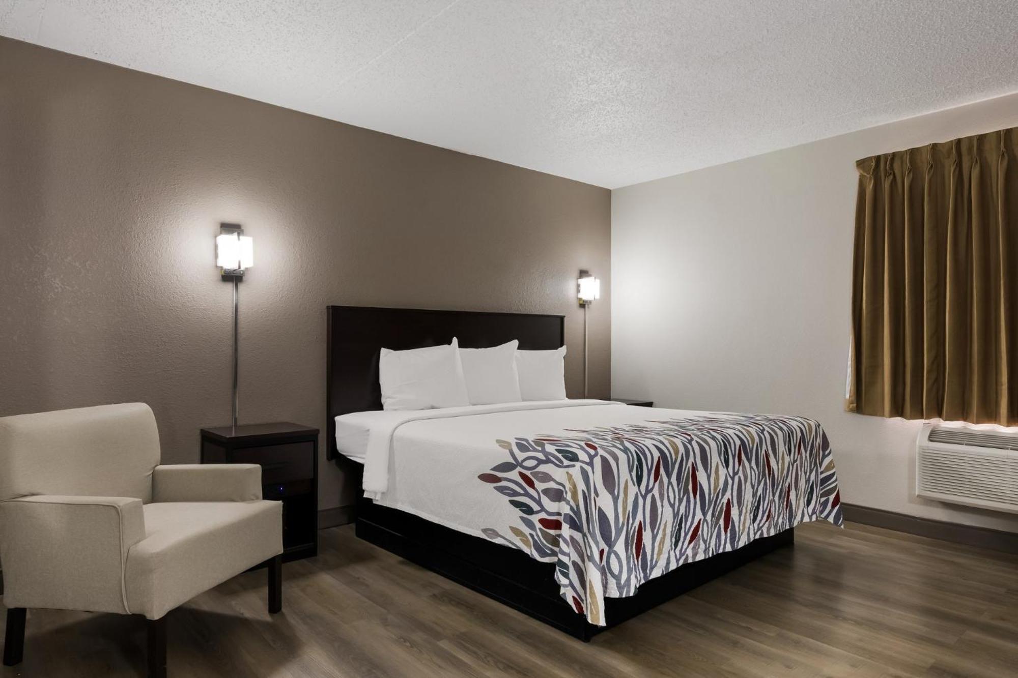 Red Roof Inn Hartford- New Britain Bagian luar foto