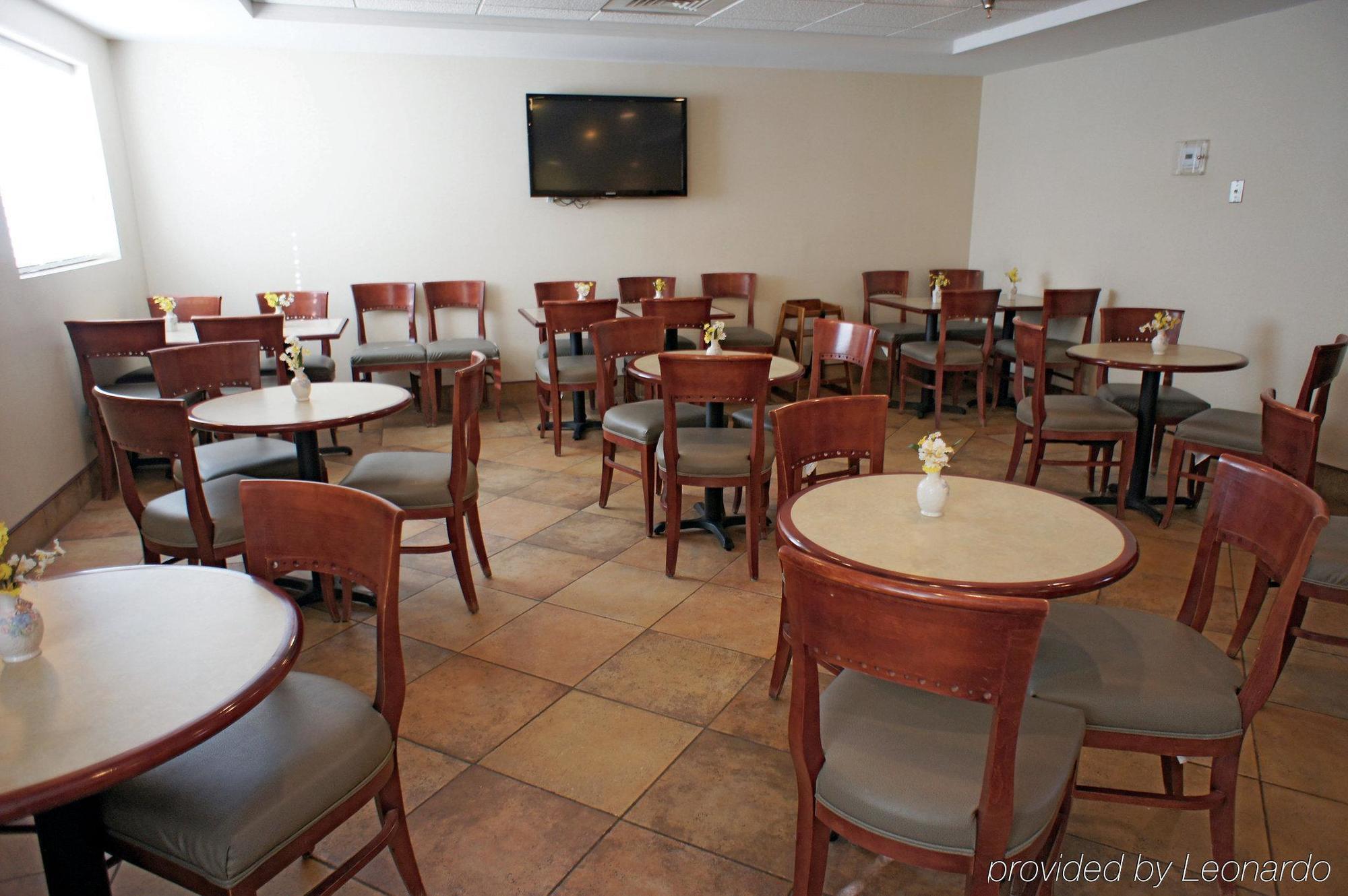 Red Roof Inn Hartford- New Britain Bagian luar foto