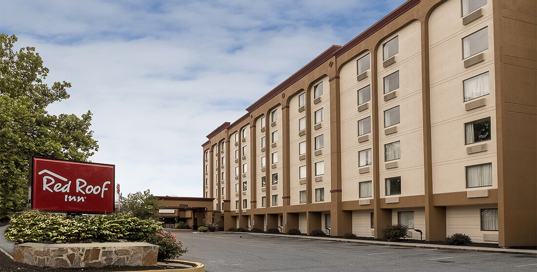 Red Roof Inn Hartford- New Britain Bagian luar foto